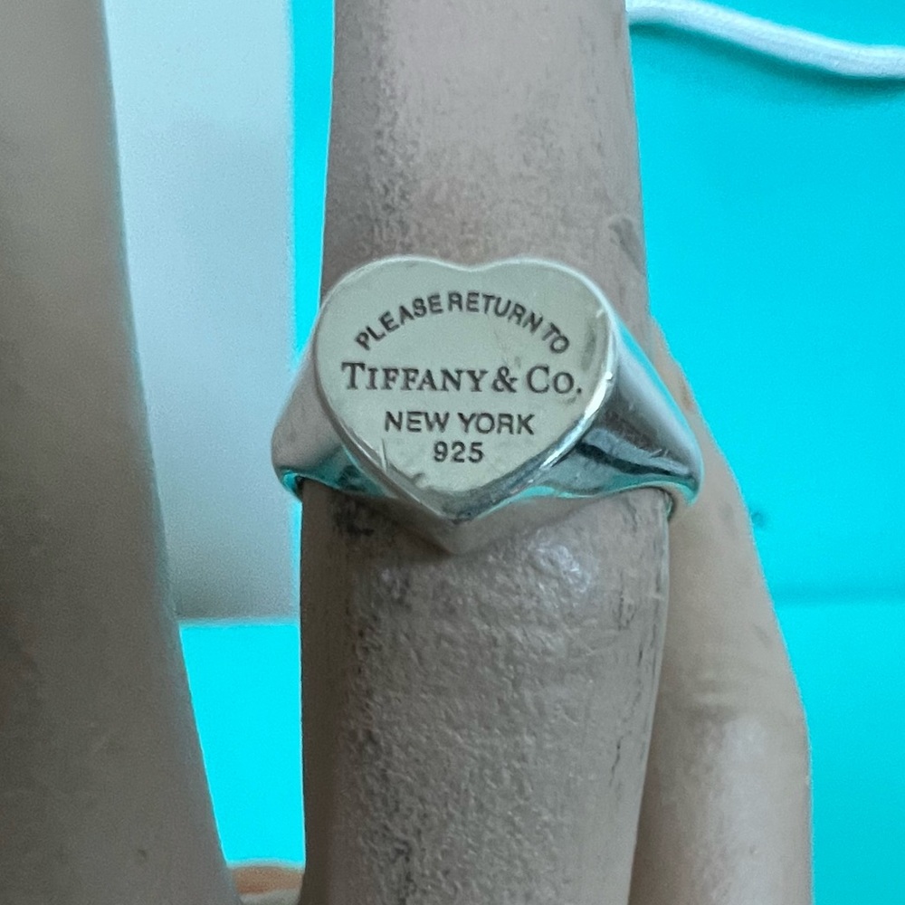🔴🆑Authentic TIFFANY & CO RTT Vintage Heart Ring🆑🔴